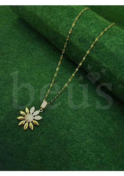 - Zirkon Taşlı Papatya Model Çelik Kolye