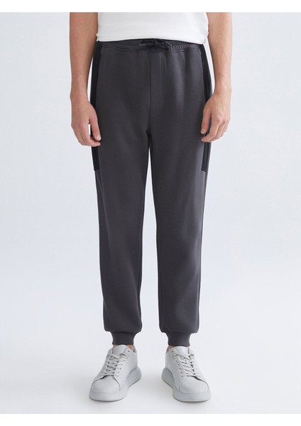 Yeni Sezon Standart Kalıp Erkek Jogger Eşofman Altı fiyatları