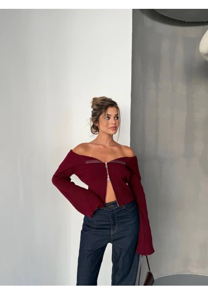 Bordo Madonna Yaka Çift Fermuarlı Triko modelleri