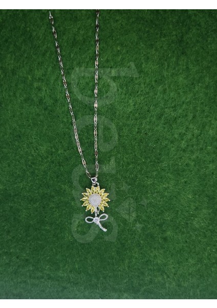 - Zirkon Taşlı Papatya Model Çelik Kolye