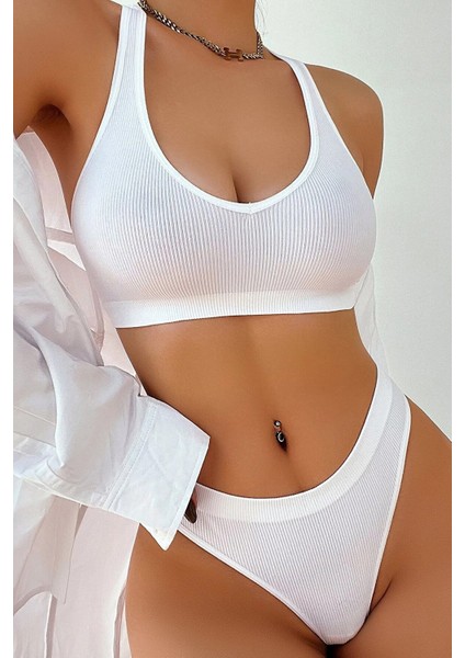 Kadın Beyaz Desteksiz Seamless Tangalı Iç Çamaşır Takımı indirimleri