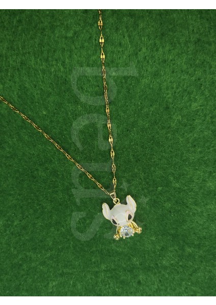 - Zirkon Taşlı Stitch Model Gold Kaplama Çelik Kolye
