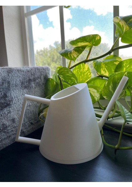 Modern Minimalist Çiçek Sulama Kabı – Şık, Ergonomik Tasarım, Uzun Ağızlı ve Kullanışlı Ürün fiyatları