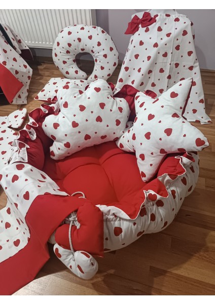 Kırmızı Kalpli Oyun Minderli 10 Parça Babynest Seti