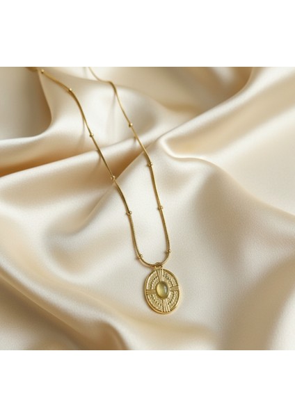 Yeşil Taşlı Zarif Vintage Çelik Kolye(Kolye Ucu:2cm)