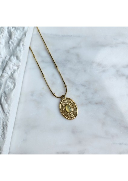 Yeşil Taşlı Zarif Vintage Çelik Kolye(Kolye Ucu:2cm) fiyatları