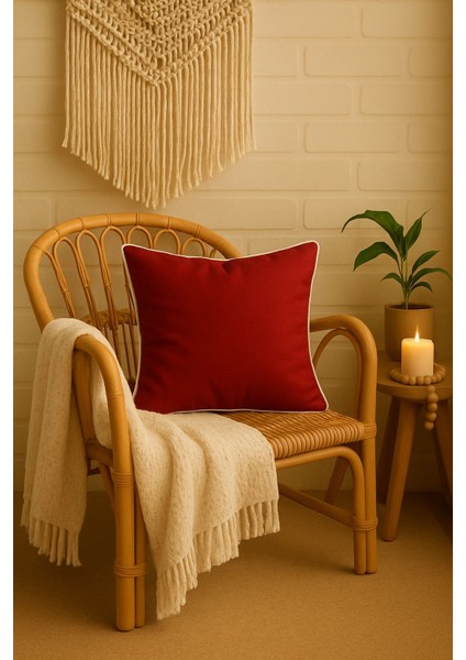 Modern Yılbaşı Konseptli - Dekoratif Kırlent Kılıfı - Kırmızı - Beyaz Biyeli Duck Kumaş - Düz Renk - 45 x 45 fiyatları