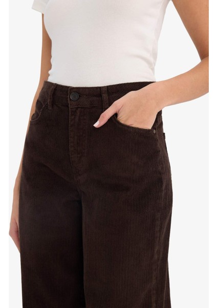 Wide Leg Çift Cepli Yüksek Bel Geniş Paça Kadife Pantolon G3290AX25AU fırsatları