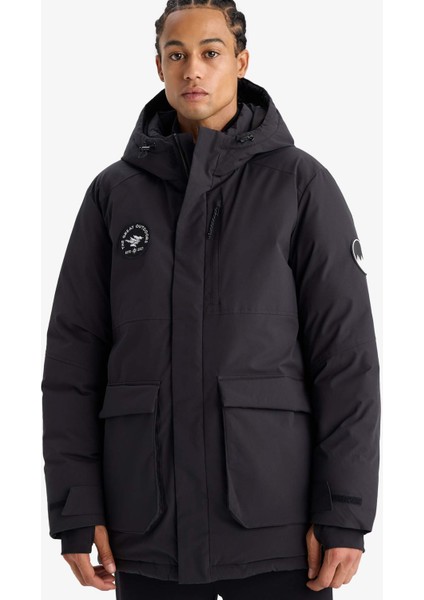 Su İtici Regular Fit Kapüşonlu Fermuarlı Rüzgar Geçirmez Parka Mont F3793AX25WN