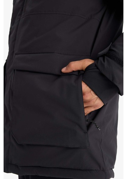 Su İtici Regular Fit Kapüşonlu Fermuarlı Rüzgar Geçirmez Parka Mont F3793AX25WN