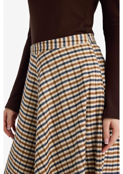 A Kesim Kareli Midi Etek G6014AX25WN fırsatları