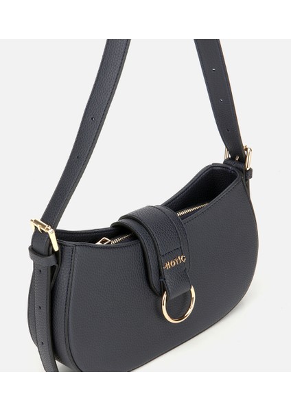 03CAH317160A680 KADIN Lacivert Kilit Detaylı Omuz Çantası fırsatları