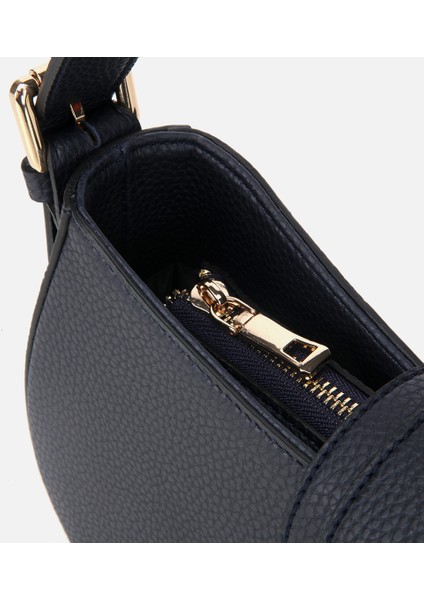 03CAH317160A680 KADIN Lacivert Kilit Detaylı Omuz Çantası