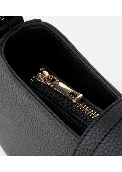 03CAH317160A100 KADIN Siyah Kilit Detaylı Omuz Çantası