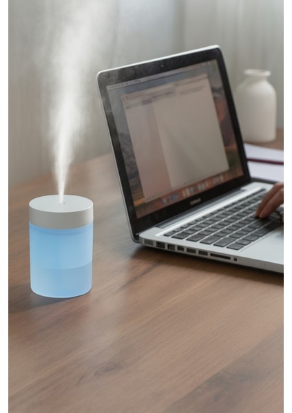 Portatif Taşınabilir Mini Hava Nemlendirici Ev Ofis Araç Içi Renkli Işıklı Hava Nemlendirici 350 ml