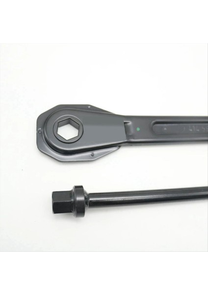 Araba Yedek Tekerlek Lastik Anahtarı Çıkarma Işçi Tasarruf Aracı Mercedes-Benz Viano Vito V260L 6365830045 (Yurt Dışından) modelleri