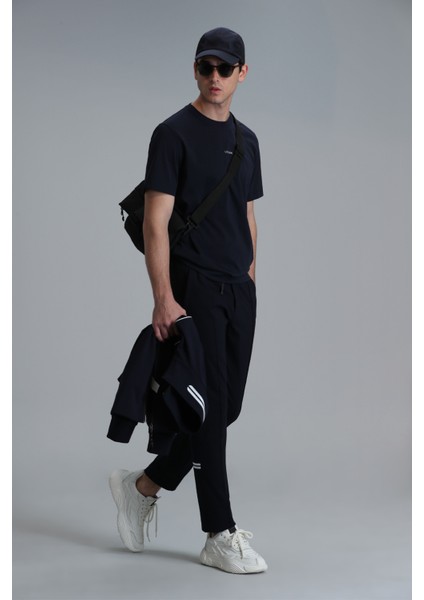 Antony Modern Grafik T- Shirt indirimleri