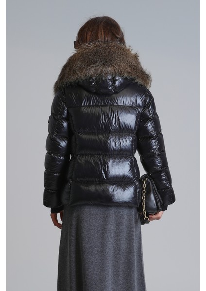 Klemantın Kaz Tüyü Kadın Mont