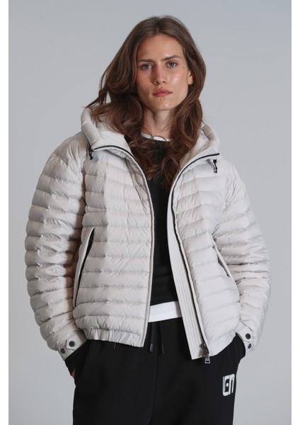 Elen Kaz Tüyü Kadın Mont Siyah fiyatları