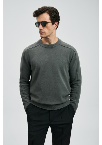 Les Erkek Kazak Siyah fırsatları