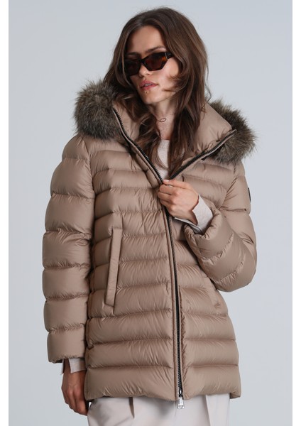 Elıt Kaz Tüyü Kadın Mont Siyah modelleri