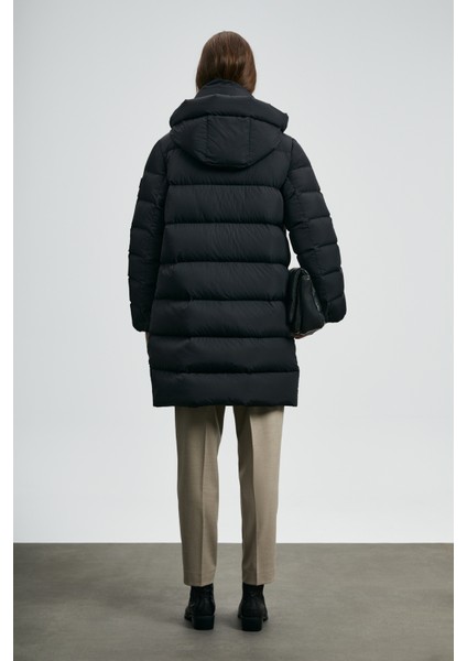 Olıvıa Kaz Tüyü Kadın Mont