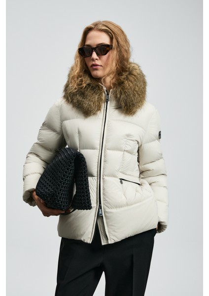 Klemantın Kaz Tüyü Kadın Mont Siyah modelleri