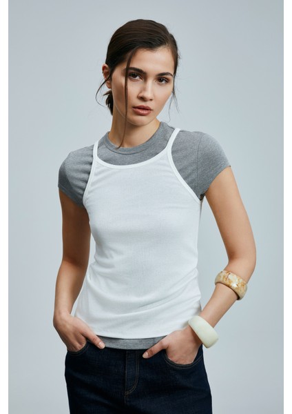 Isla Kadın Kolsuz T- Shırt