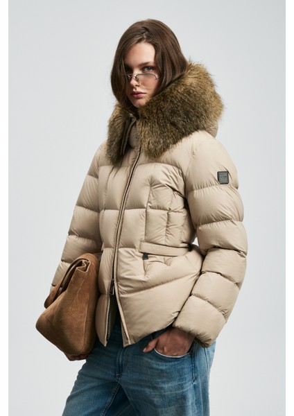 Klemantın Kaz Tüyü Kadın Mont Siyah modelleri