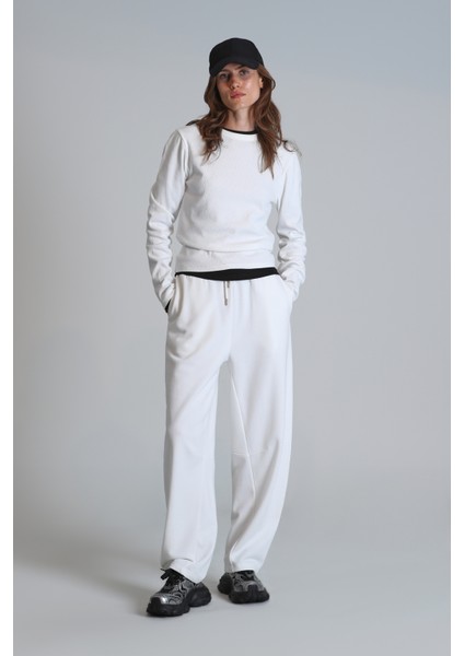 Amaya Kadın T- Shırt Regular Fit fiyatları