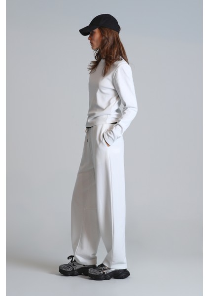 Amaya Kadın T- Shırt Regular Fit fırsatları