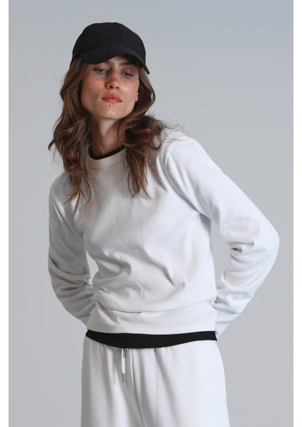 Amaya Kadın T- Shırt Regular Fit indirimleri