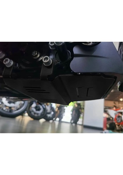 Harley Için Motosiklet Alt Motor Şasi Koruyucusu (Yurt Dışından) fırsatları