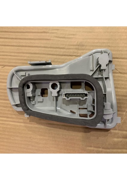 Polo 9n N/s Için Arka Sol Taraf Stop Lambası Taşıyıcı Ampul Tutucu (Yurt Dışından) modelleri