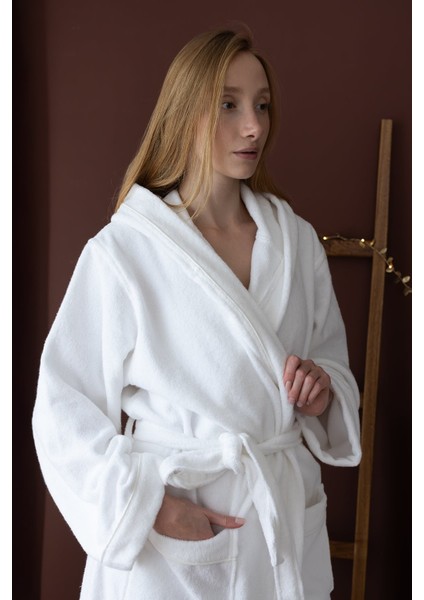 Miro %100 Pamuk Kadın Bornoz Beyaz fiyatları