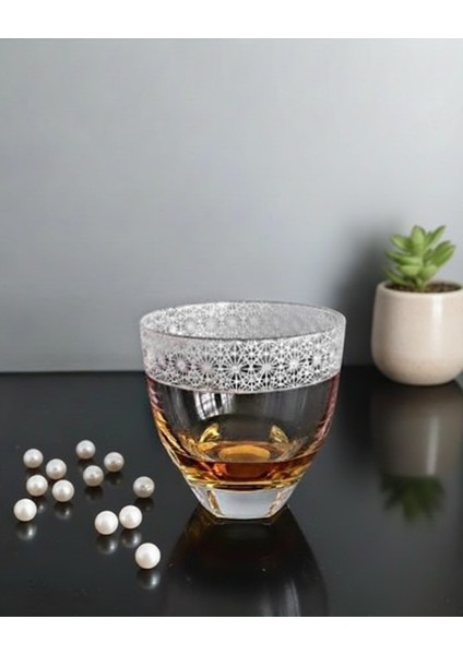 Japon Yıldızı Model Köşeli Viski Bardağı - Özel Tasarım Cam Kadeh