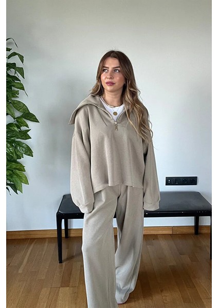 Kadın Açık Haki Fermuarlı Yeni Sezon Triko Takım – Oversize Günlük Kaliteli Rahat Kombin modelleri
