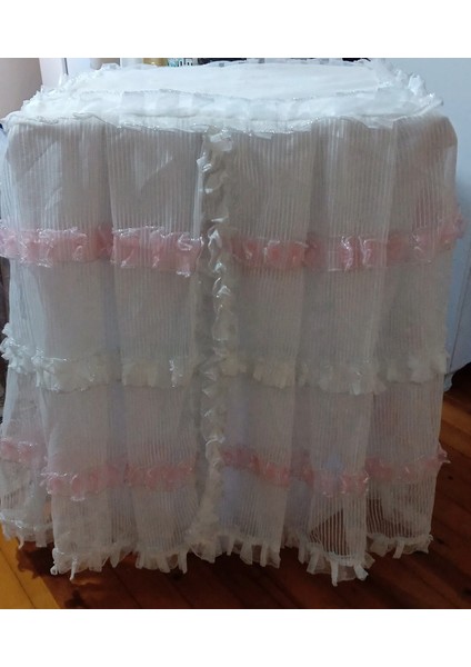 Beyaz Çamaşır Makinesi Örtüsü, Koruma ve Şıklık Için Ideal Seçenek