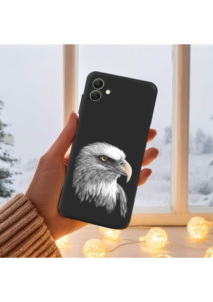 Samsung Galaxy A05 ile Uyumlu Kartal (0214C) Tasarımlı Siyah Lansman Kılıf