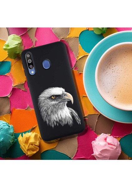 Samsung Galaxy M30 ile Uyumlu Kartal (0214C) Tasarımlı Siyah Lansman Kılıf fırsatları