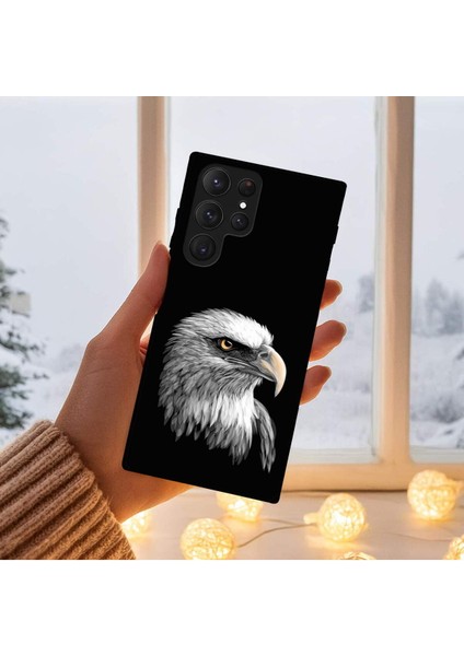 Samsung Galaxy S23 Ultra ile Uyumlu Kartal (0214C) Tasarımlı Siyah Lansman Kılıf