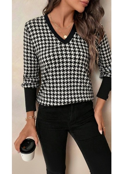 Meğdaix Kadın Uzun Kollu V Yakalı Desenli Süprem Bluz