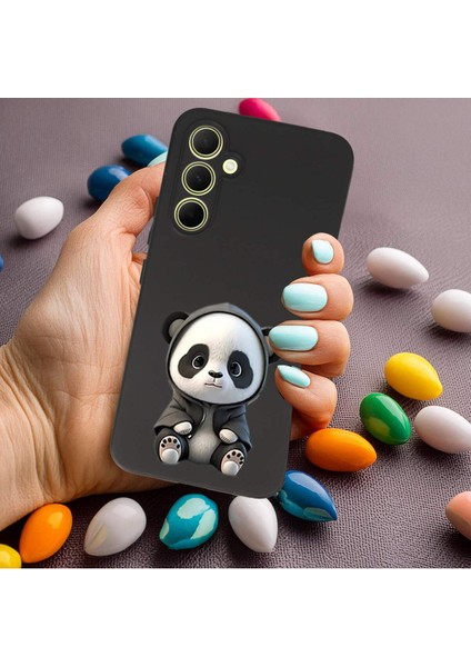 Samsung Galaxy A35 ile Uyumlu Sevimli Panda (0214D) Tasarımlı Siyah Lansman Kılıf modelleri