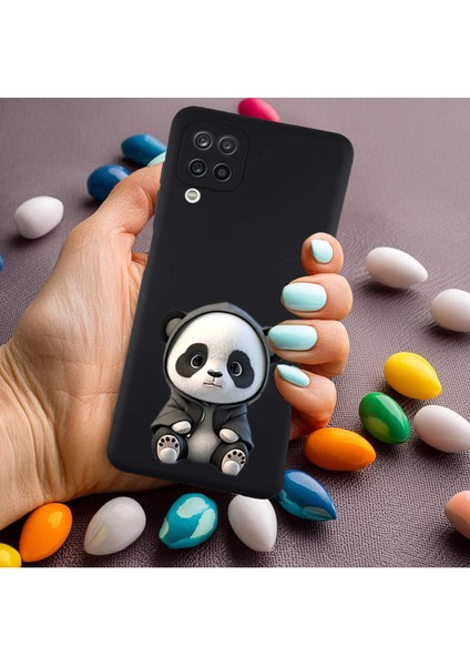Samsung Galaxy M12 ile Uyumlu Sevimli Panda (0214D) Tasarımlı Siyah Lansman Kılıf modelleri