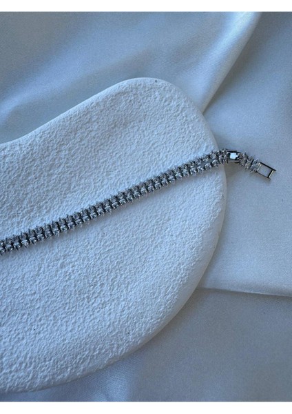 Zirkon Taşlı Su Yolu Bileklik