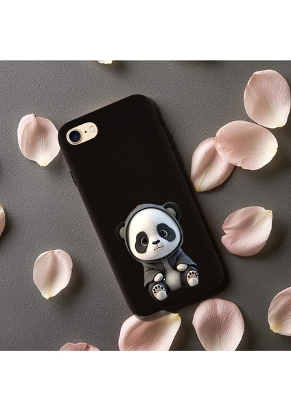iPhone Se 2022 ile Uyumlu Sevimli Panda (0214D) Tasarımlı Siyah Lansman Kılıf
