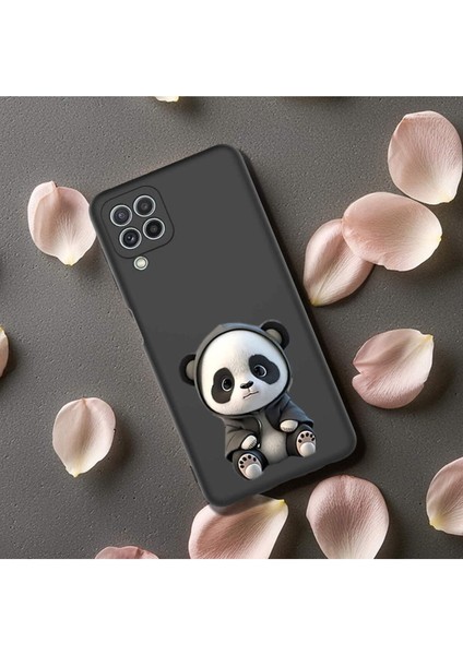Samsung Galaxy A22 ile Uyumlu Sevimli Panda (0214D) Tasarımlı Siyah Lansman Kılıf