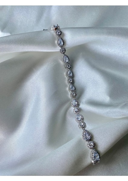 Zirkon Taşlı Çelik Damla Bileklik modelleri