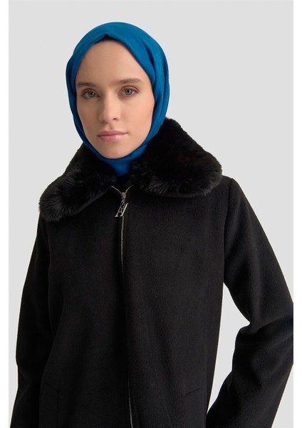 Kürk Yakalı Kaban 25KD1707 Siyah modelleri