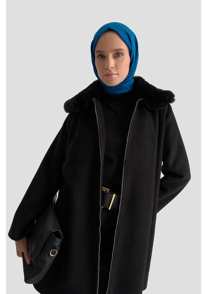 Kürk Yakalı Kaban 25KD1707 Siyah indirimleri